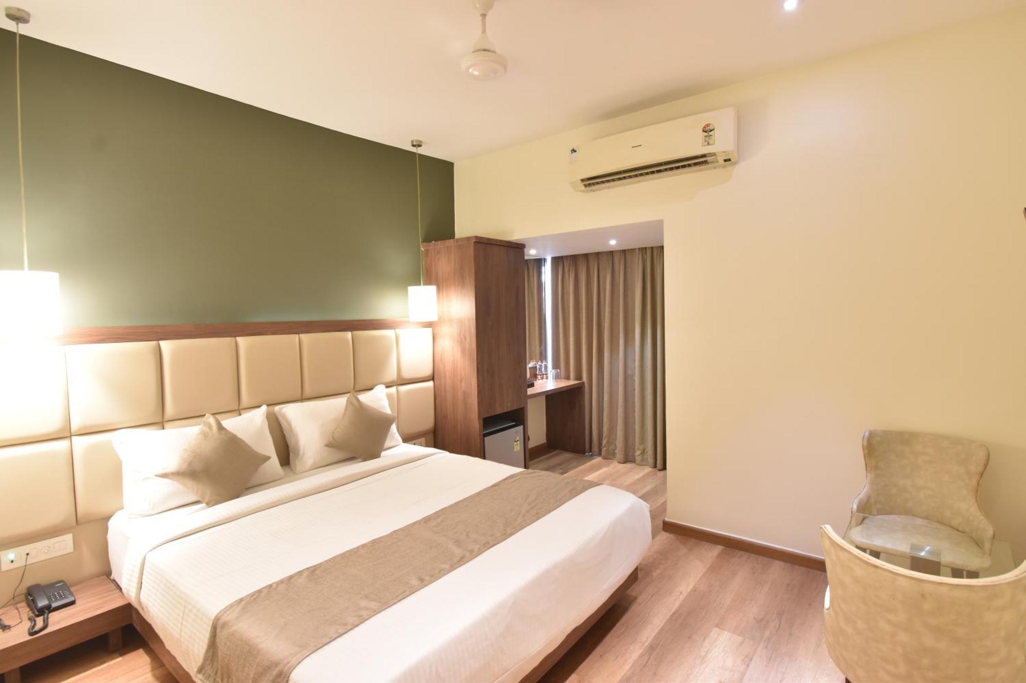 The Aarya A Smart Business 3* Mumbai (Bombay)