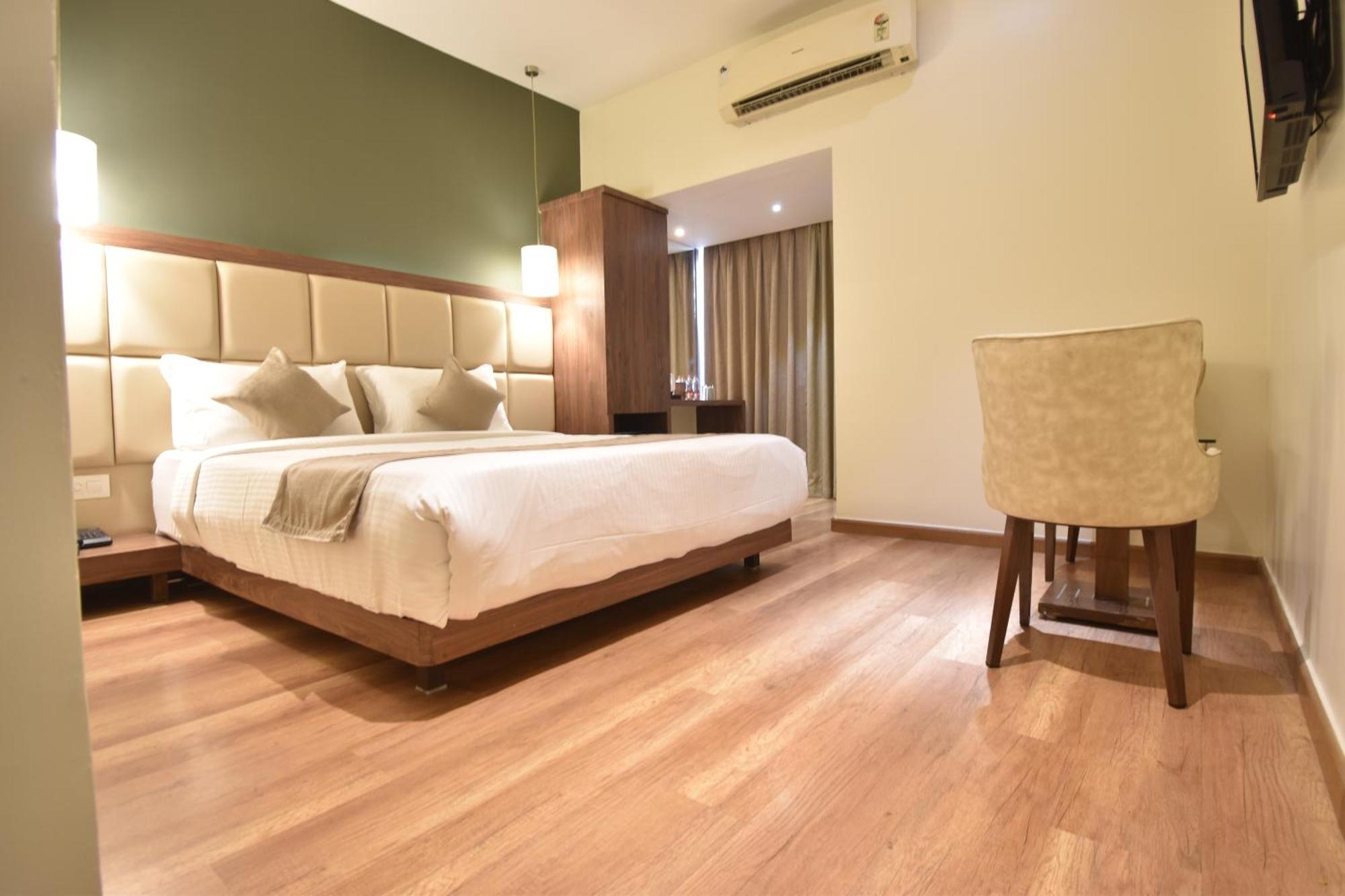 The Aarya A Smart Business 3* Mumbai (Bombay)