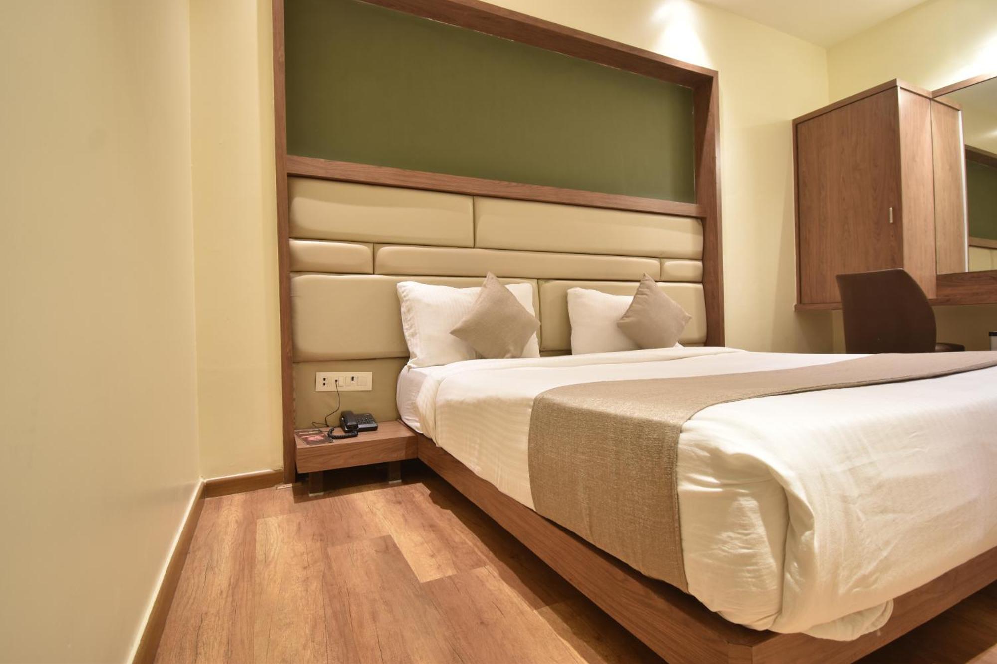 The Aarya A Smart Business 3* Mumbai (Bombay)