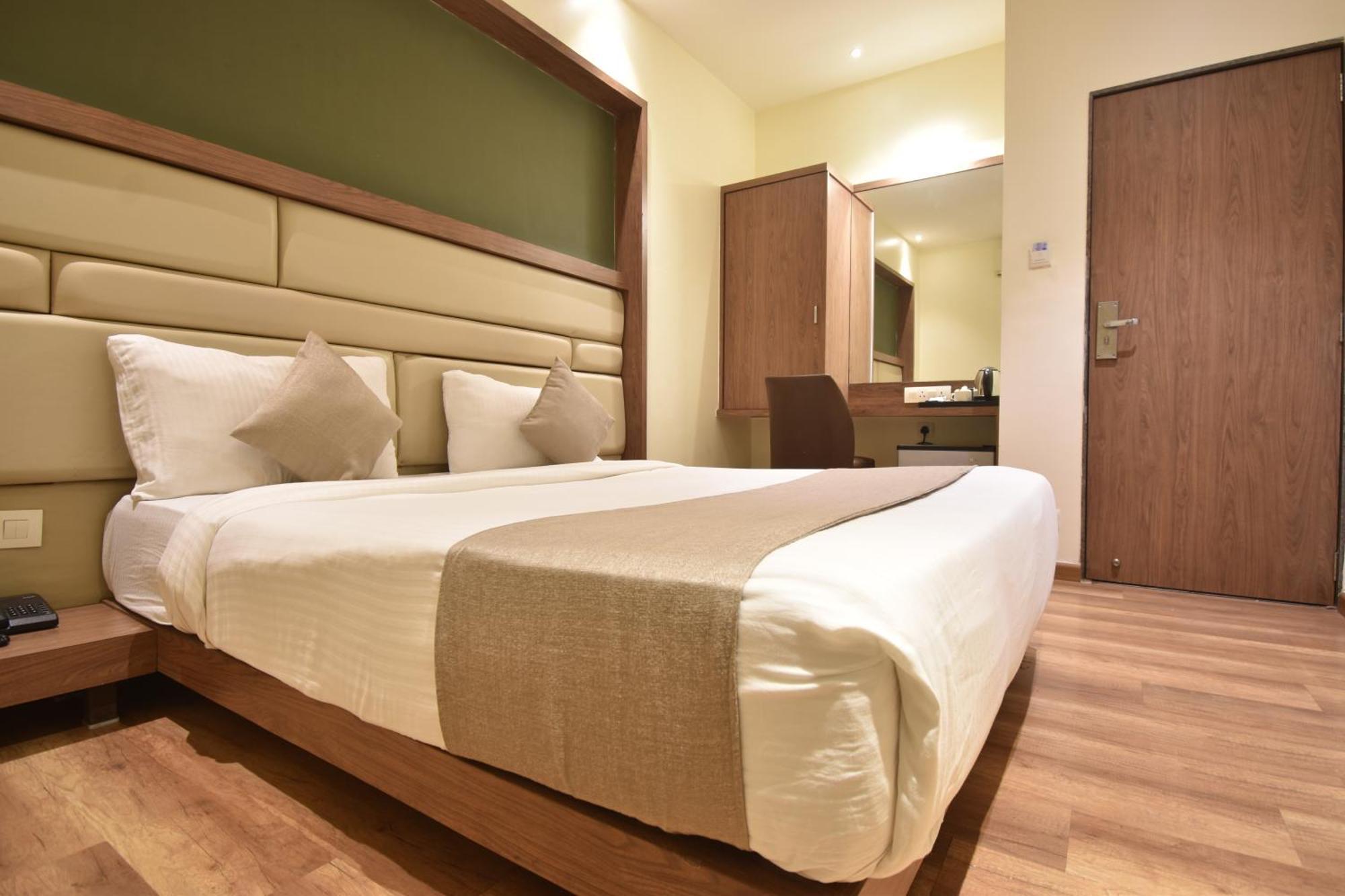 Hotel The Aarya A Smart Business Mumbai (Bombay)