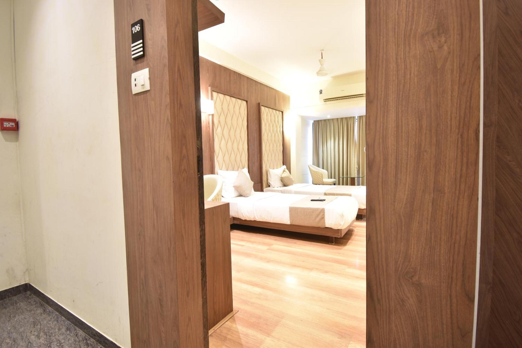 Hotel The Aarya A Smart Business Mumbai (Bombay)