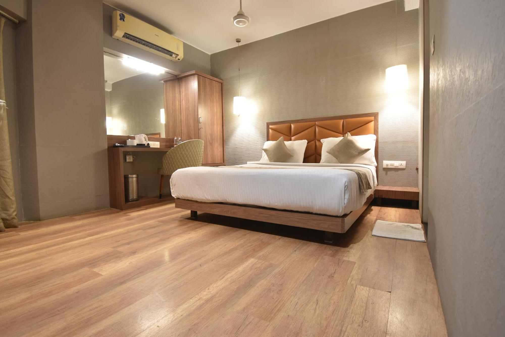 The Aarya A Smart Business Mumbai (Bombay)